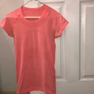 Lululemon Swiftly Tech Short Sleeve Crew